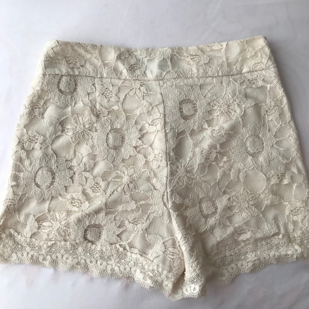 Max and Riley Lace Shorts - Picture 3 of 4